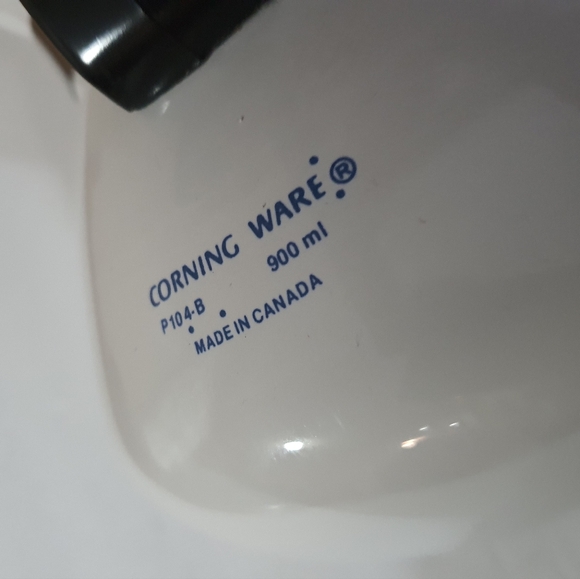 Vintage Corningware Teapot - Picture 5 of 5
